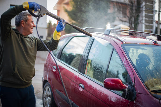 Best Pressure Washing Driveway  in Harmony, RI